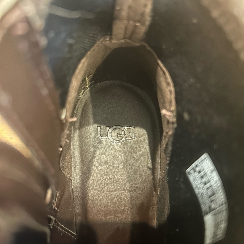 UGG Australia 🍃 Women’s Amathea Dark Brown Leather Chunky Heeled Boots Sz 8 - Picture 8 of 9